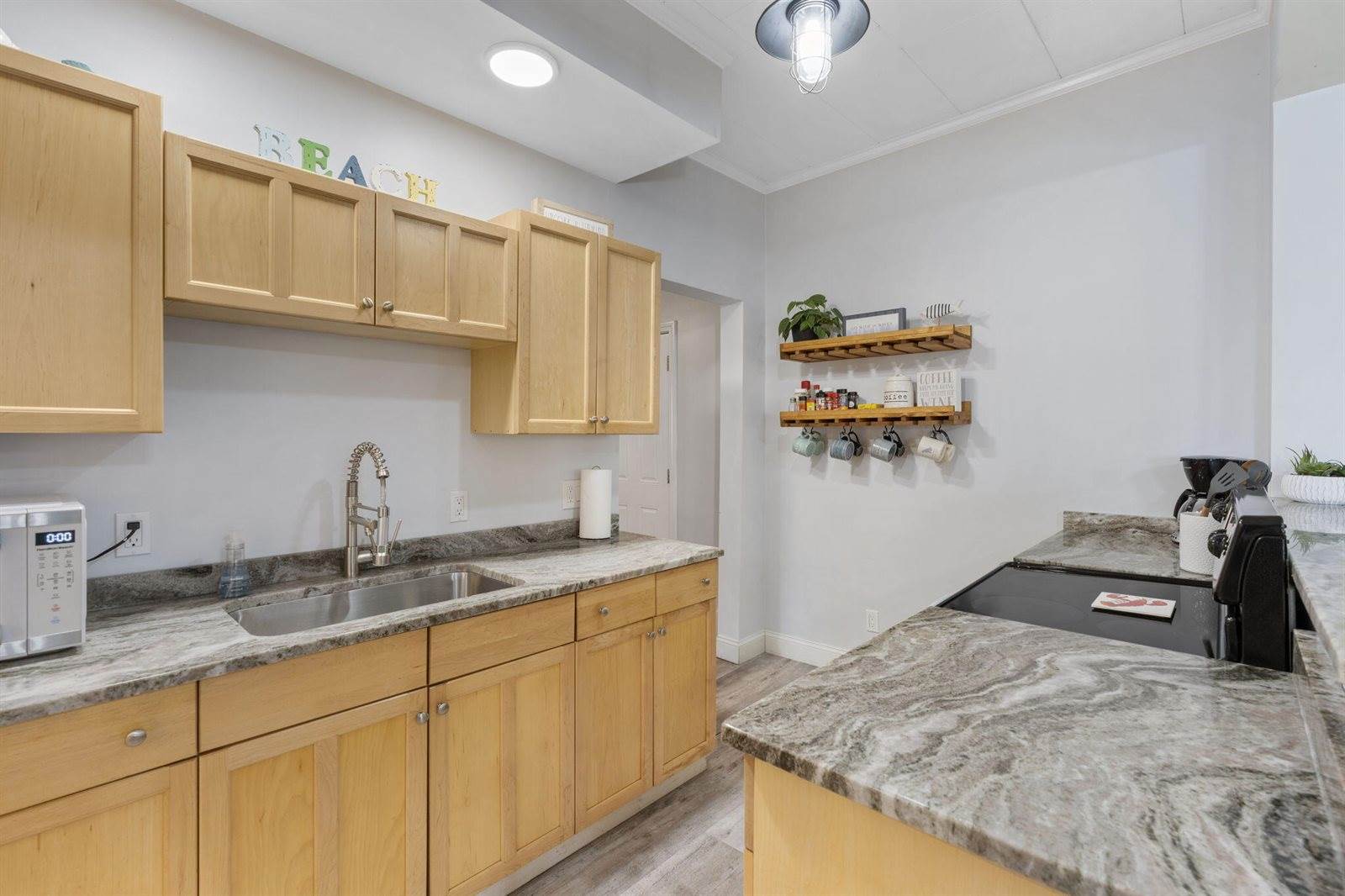 34 School Street, Old Orchard Beach, ME 04064