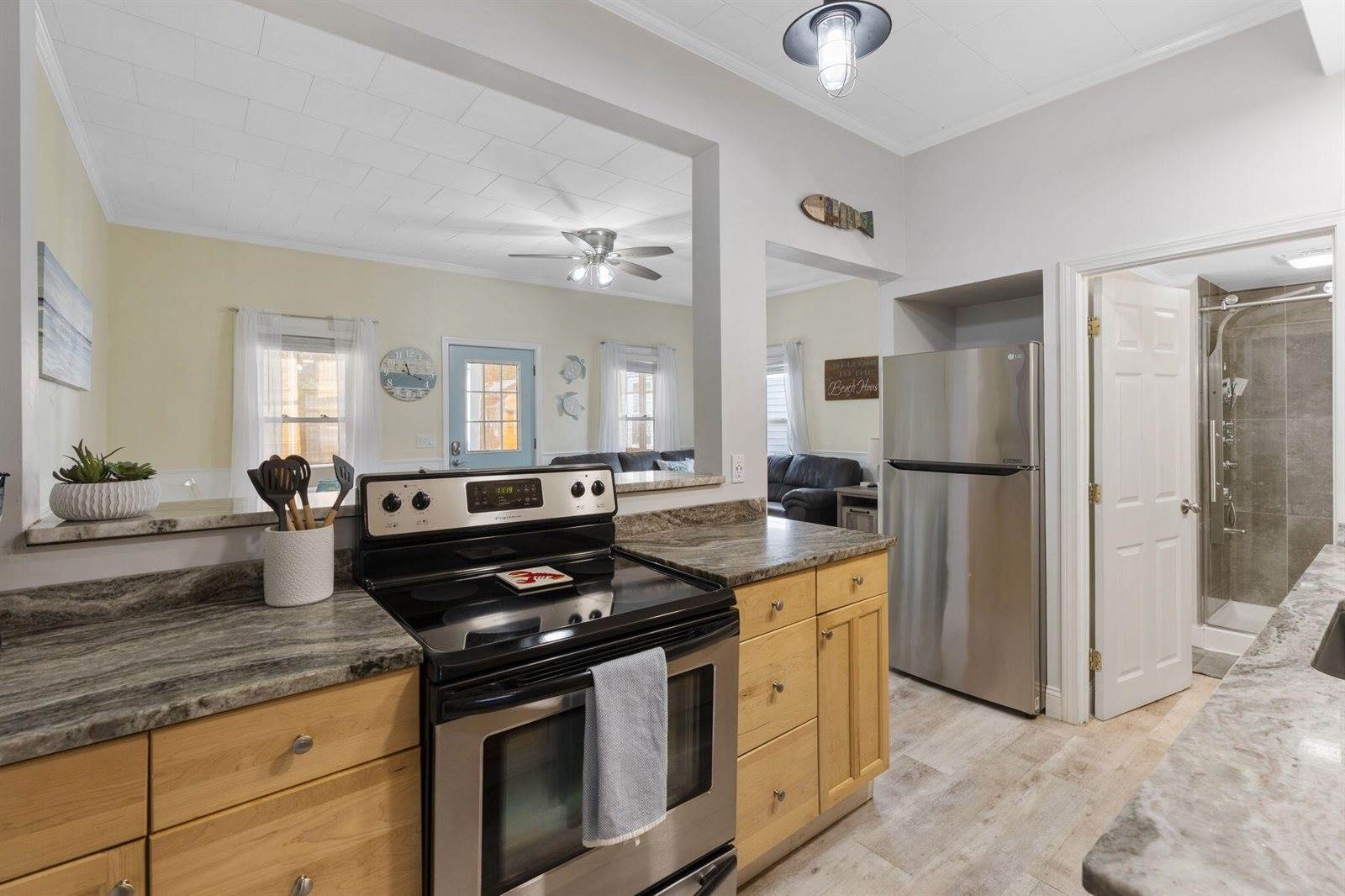 34 School Street, Old Orchard Beach, ME 04064