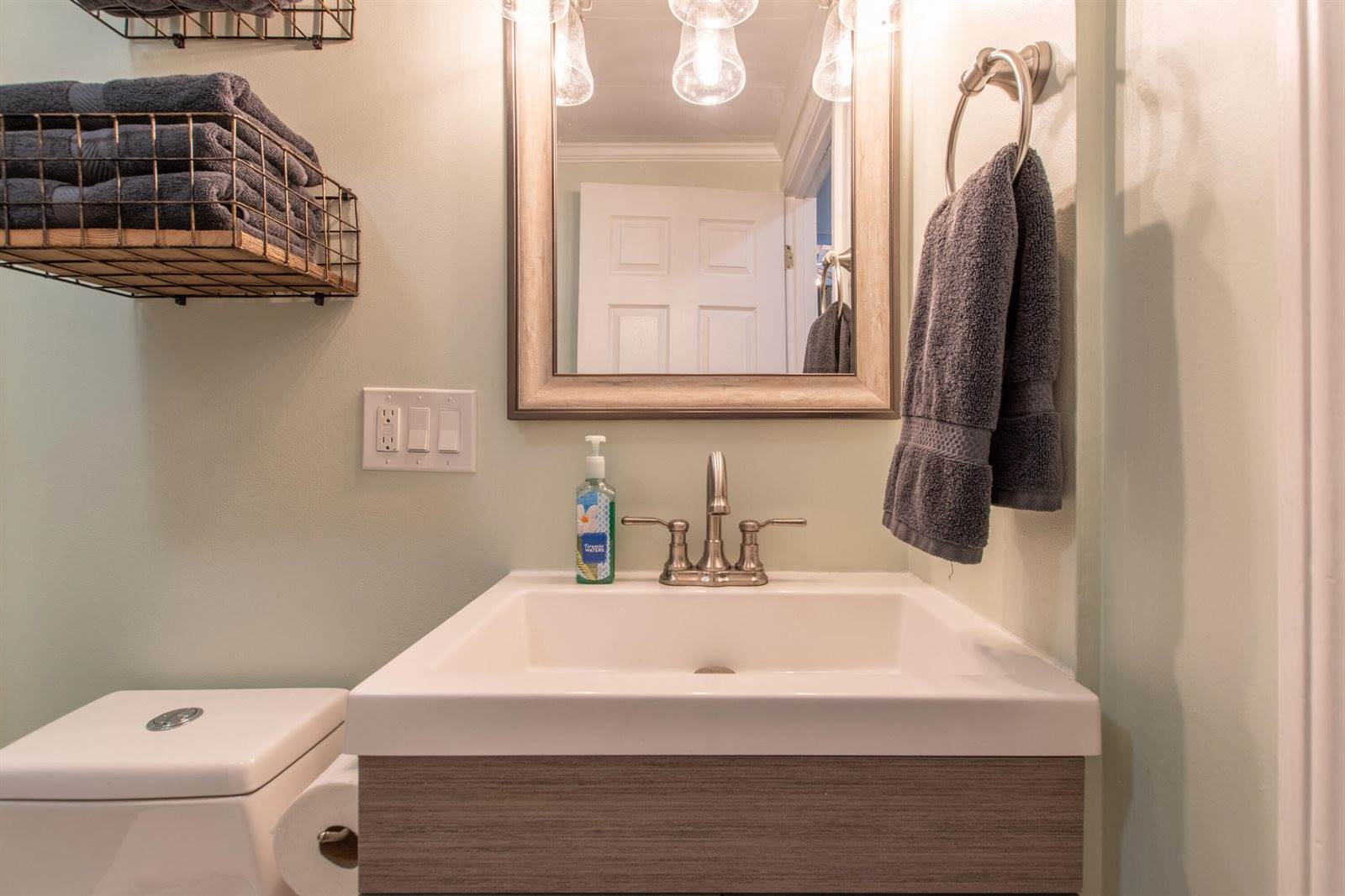 34 School Street, Old Orchard Beach, ME 04064