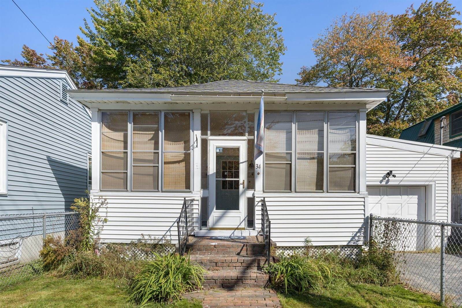 34 School Street, Old Orchard Beach, ME 04064