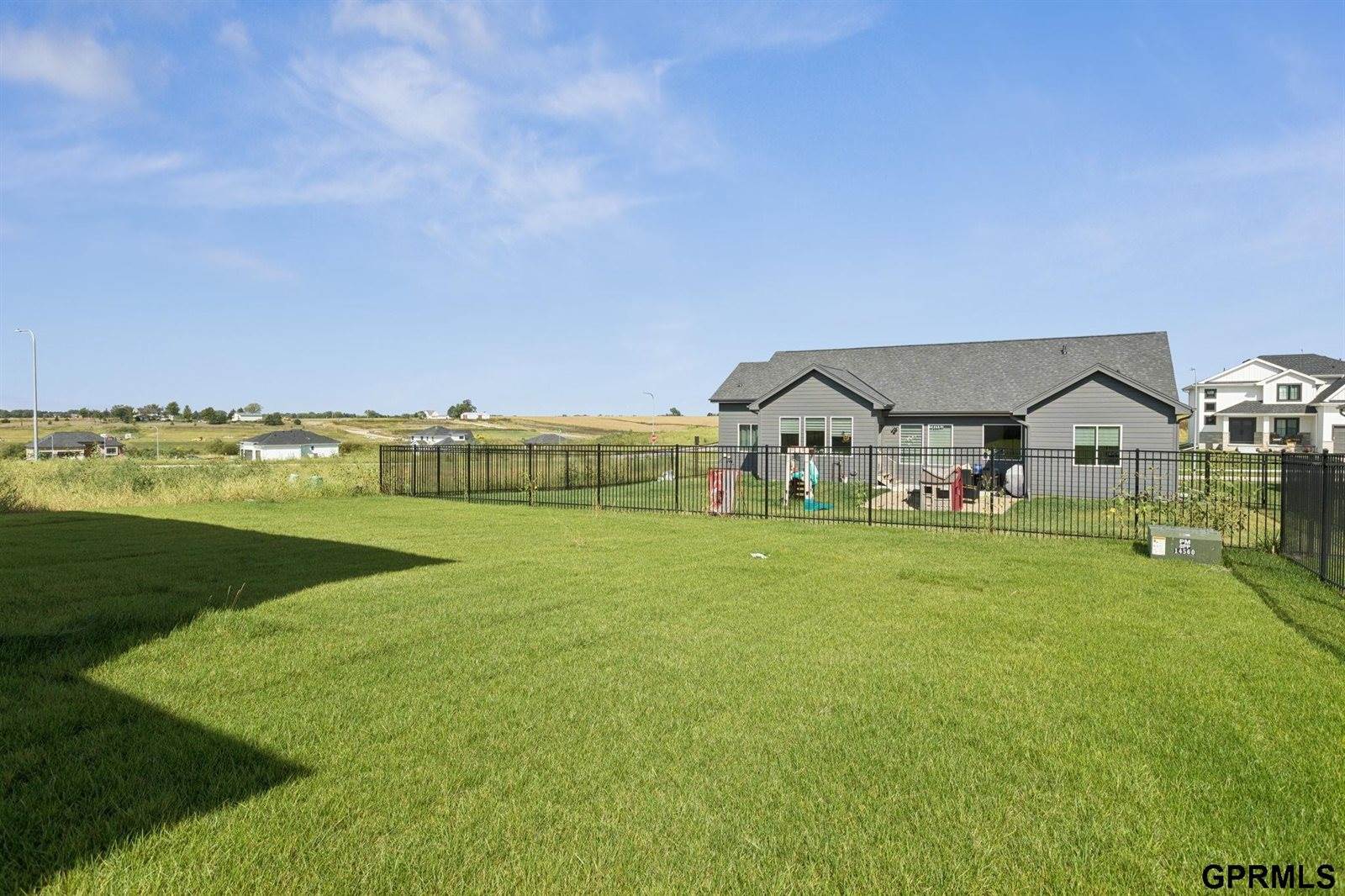 21150 Hartman Avenue, Elkhorn, NE 68022