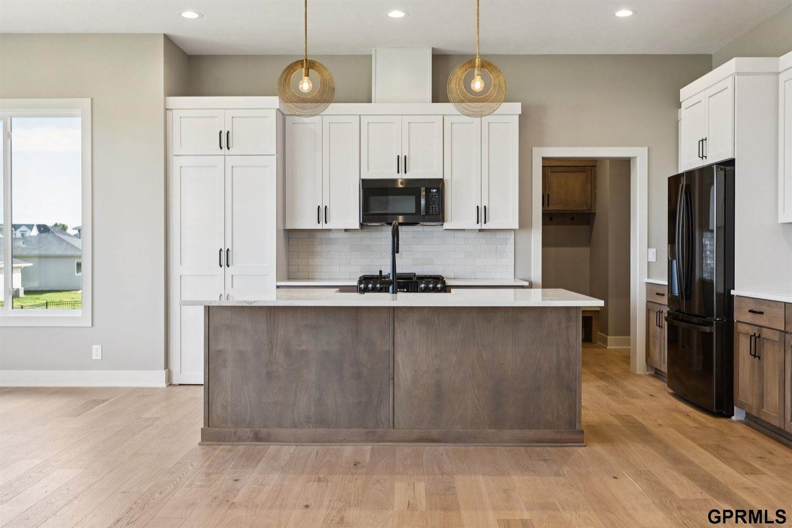 21150 Hartman Avenue, Elkhorn, NE 68022