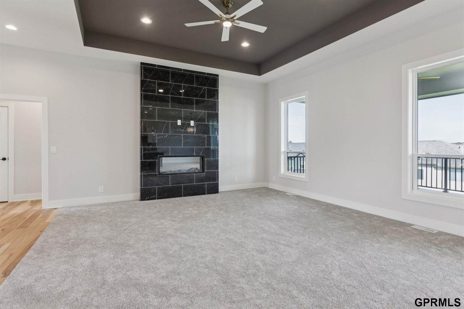 21138 Hartman Avenue, Elkhorn, NE 68022