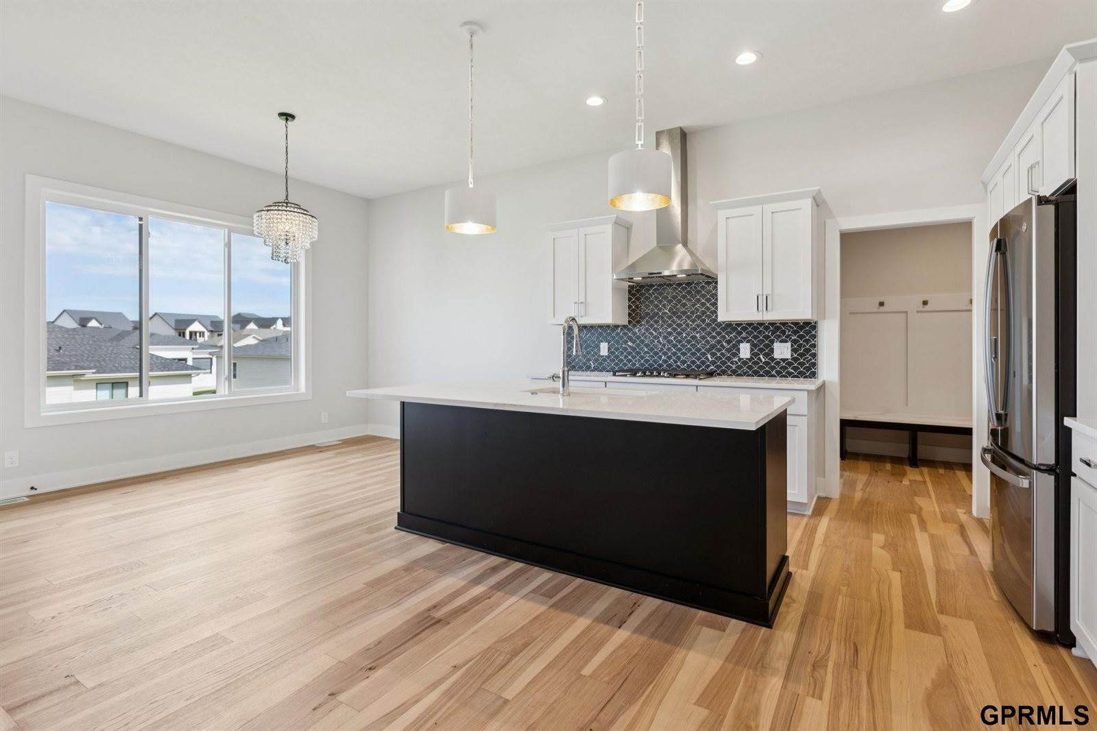 21138 Hartman Avenue, Elkhorn, NE 68022