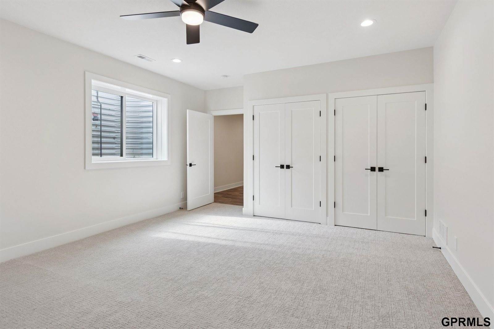 21115 Jessie Avenue, Elkhorn, NE 68022