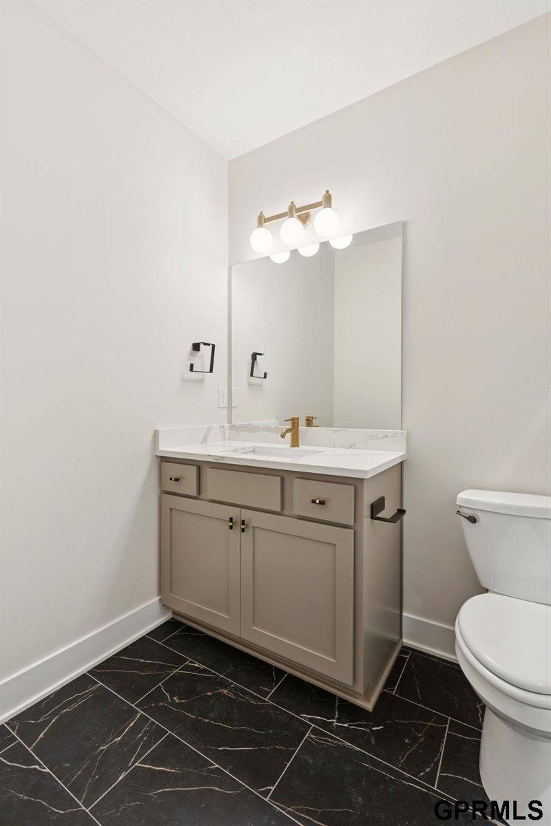 21115 Jessie Avenue, Elkhorn, NE 68022