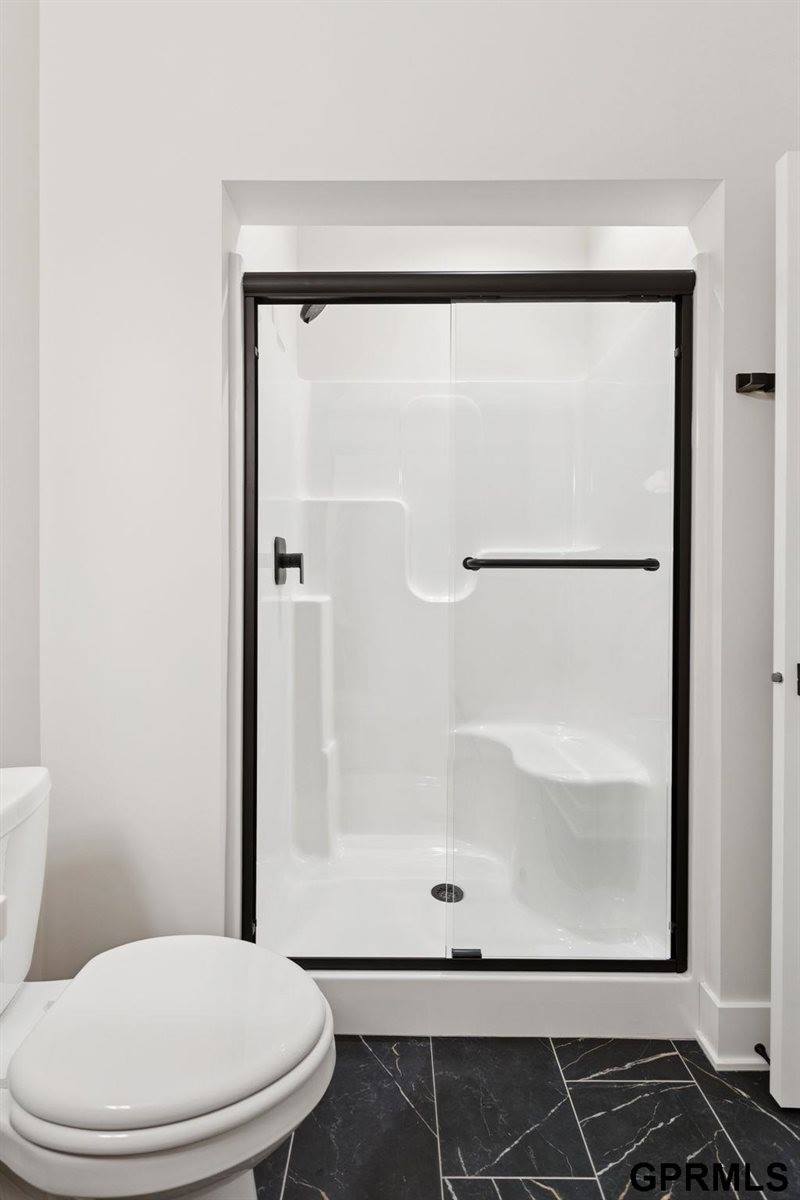 21115 Jessie Avenue, Elkhorn, NE 68022