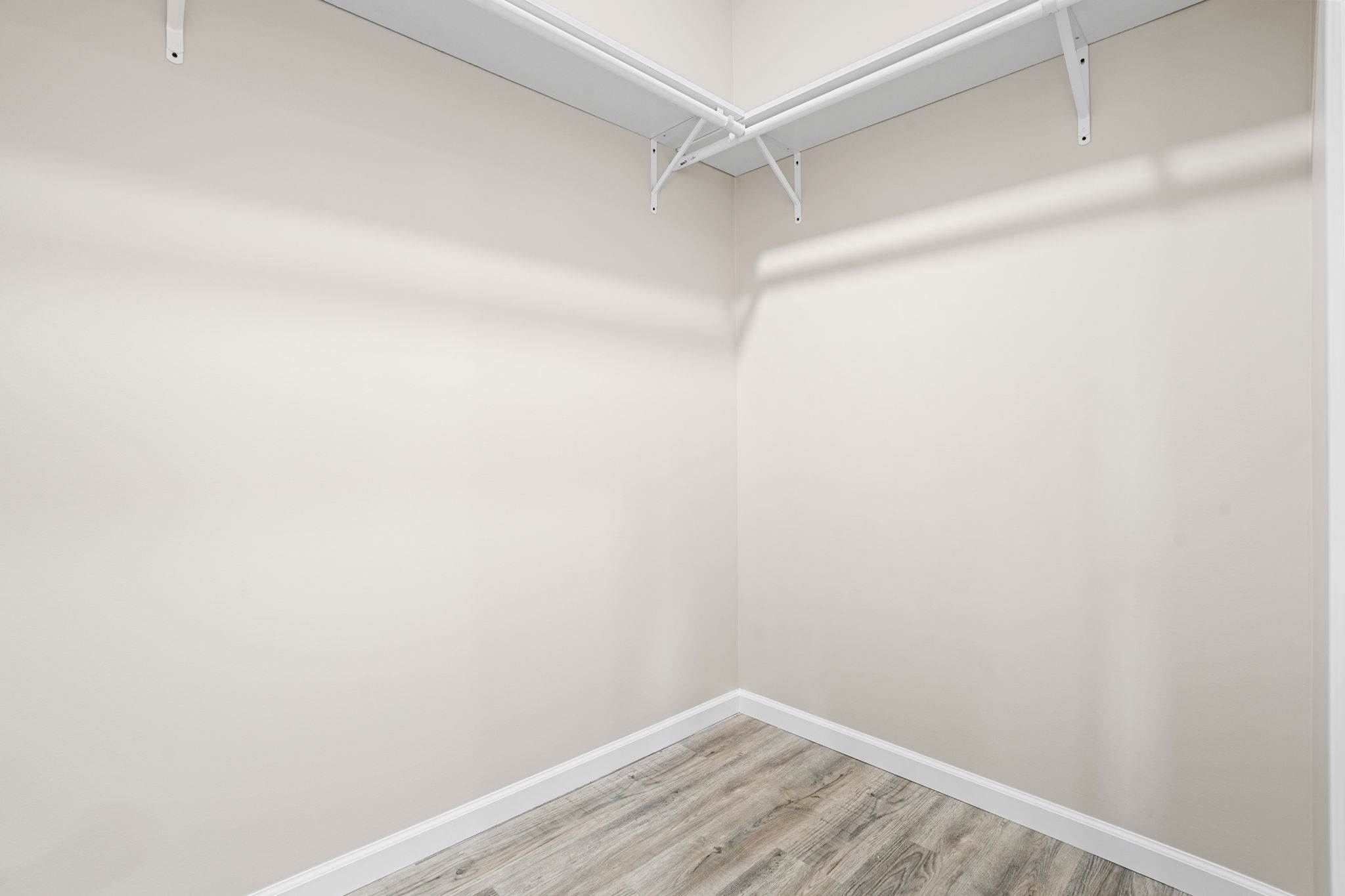 1108 W Ewing St, Clinton, IN 47842