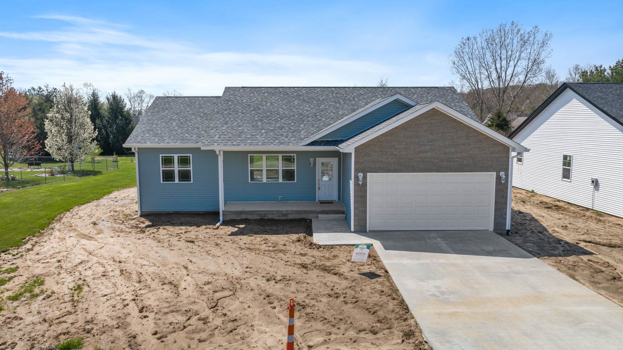 1108 W Ewing St, Clinton, IN 47842