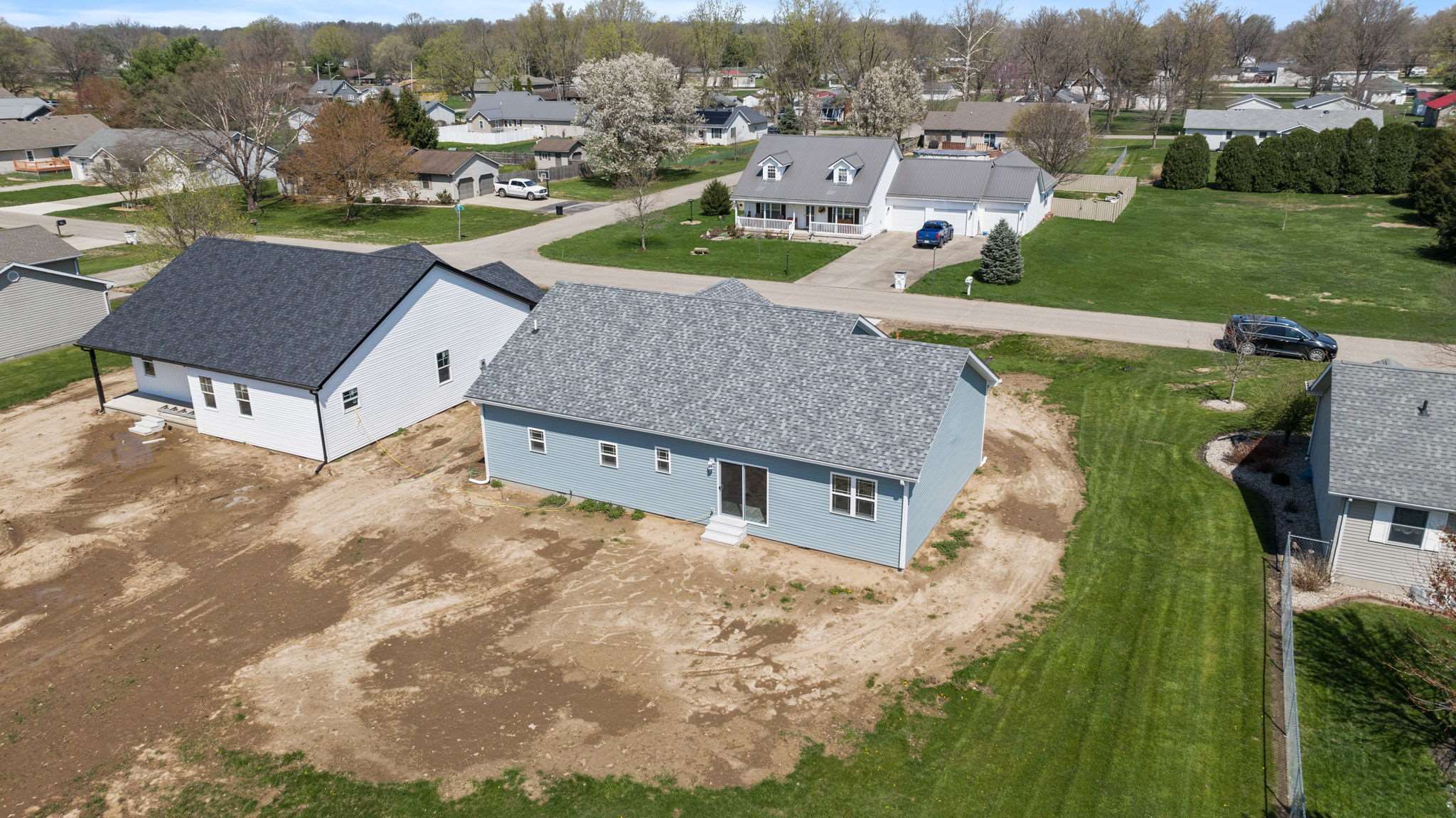 1108 W Ewing St, Clinton, IN 47842