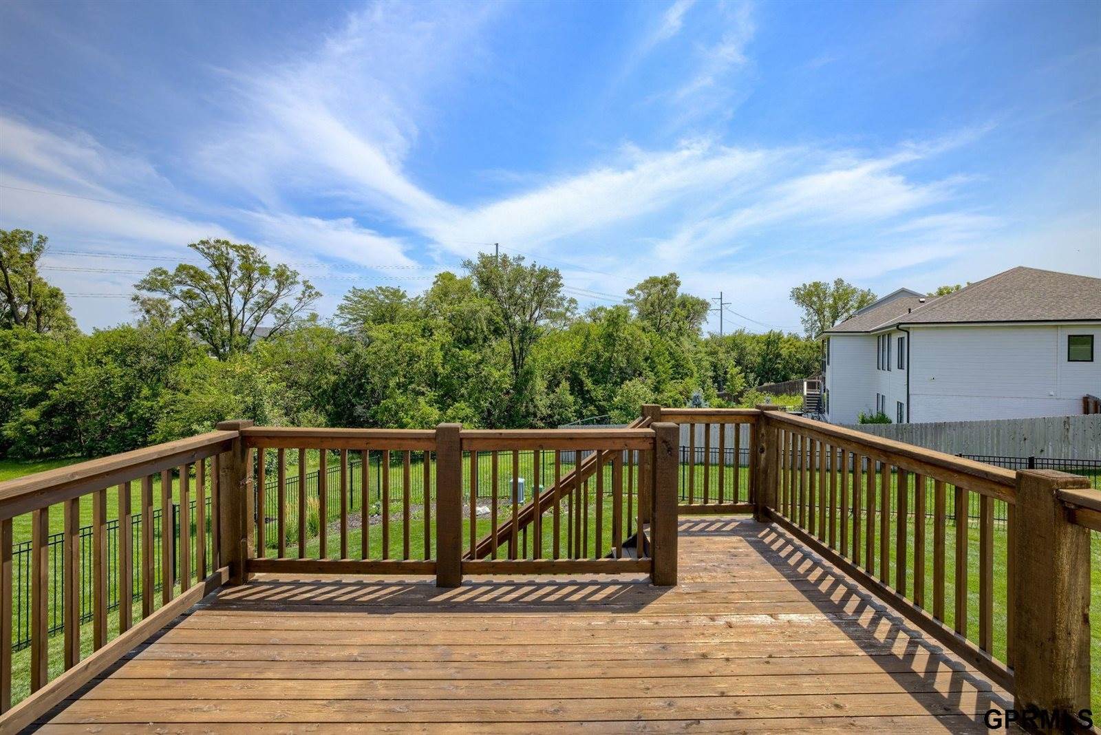 11313 Sunburst Drive, Papillion, NE 68046