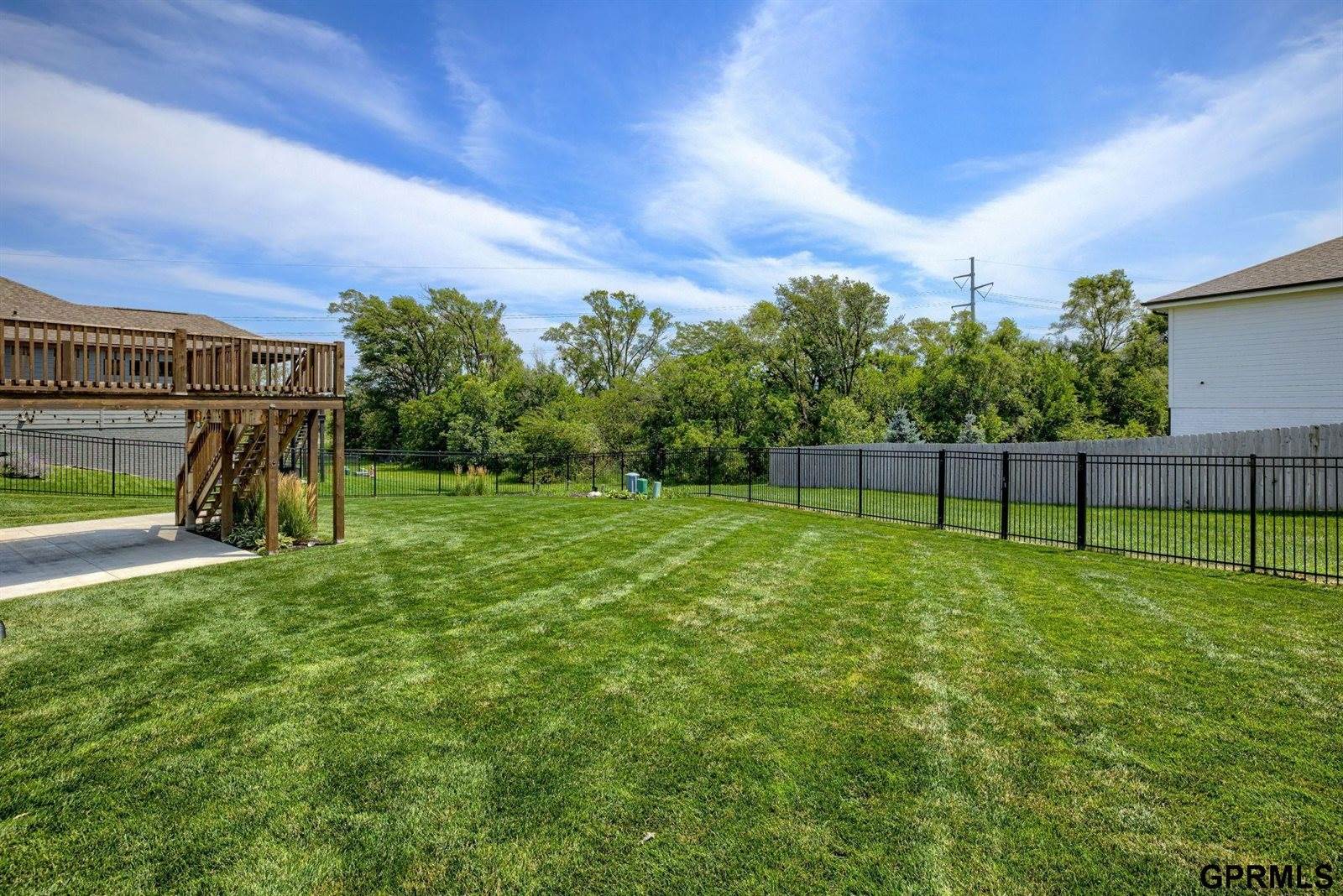11313 Sunburst Drive, Papillion, NE 68046
