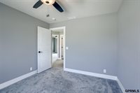 11313 Sunburst Drive, Papillion, NE 68046