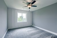 11313 Sunburst Drive, Papillion, NE 68046