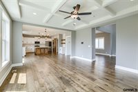 11313 Sunburst Drive, Papillion, NE 68046