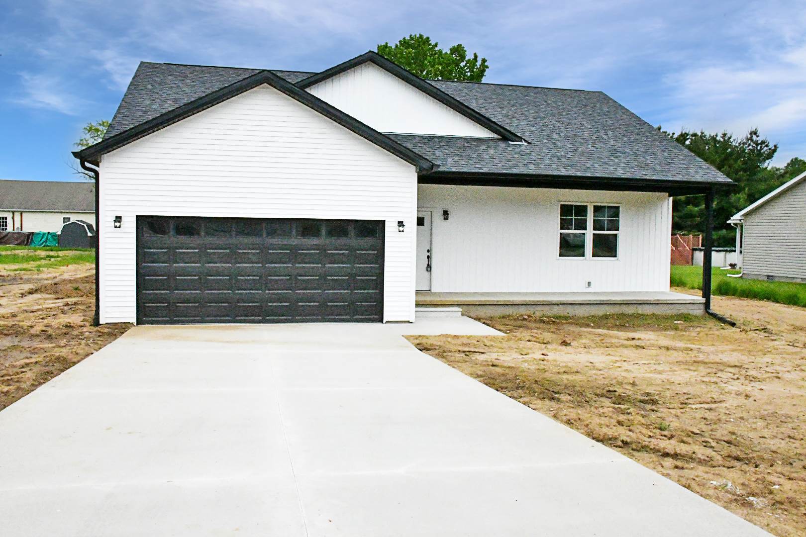 1162 W Ewing St, Clinton, IN 47842