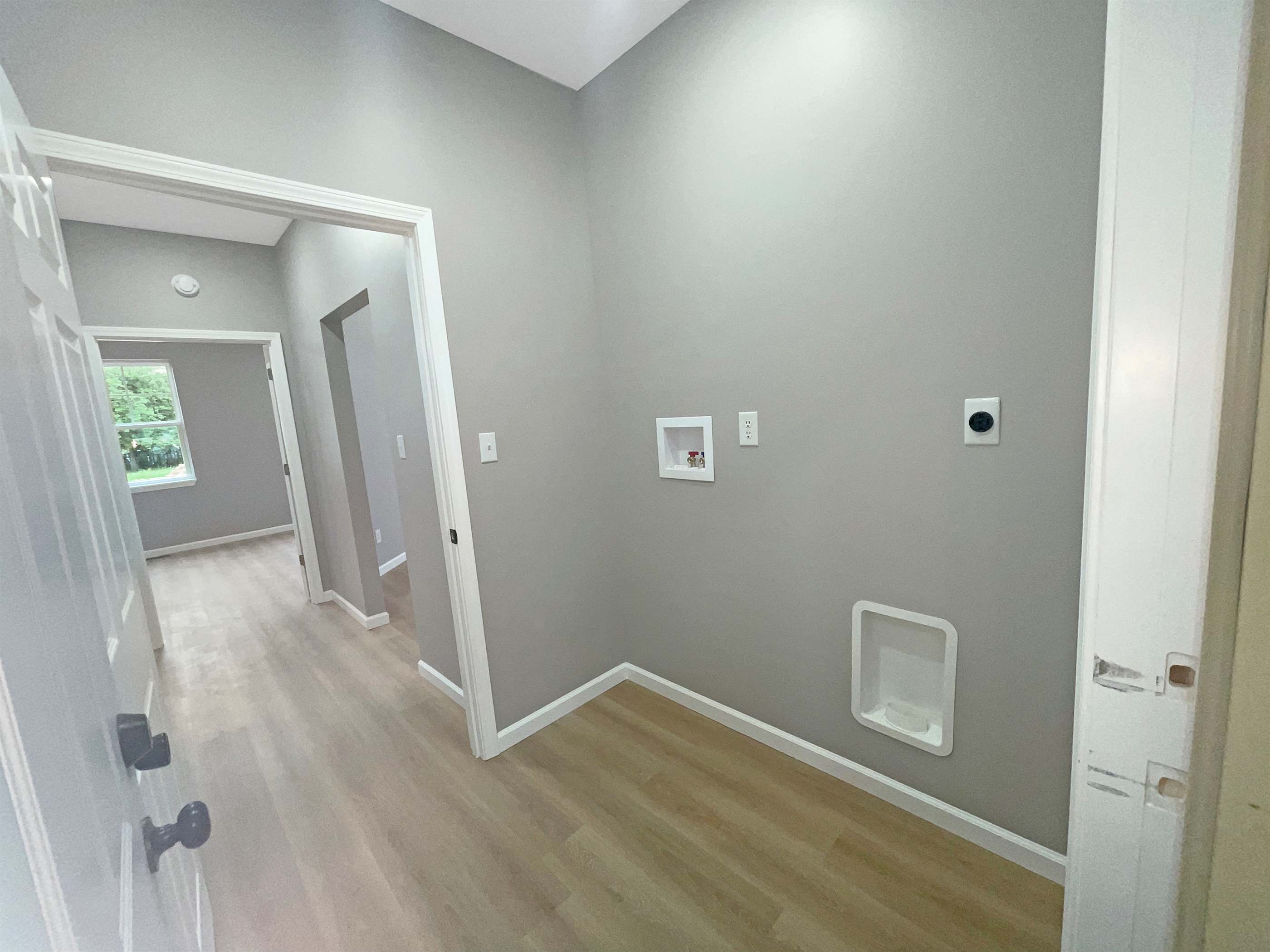 1162 W Ewing St, Clinton, IN 47842