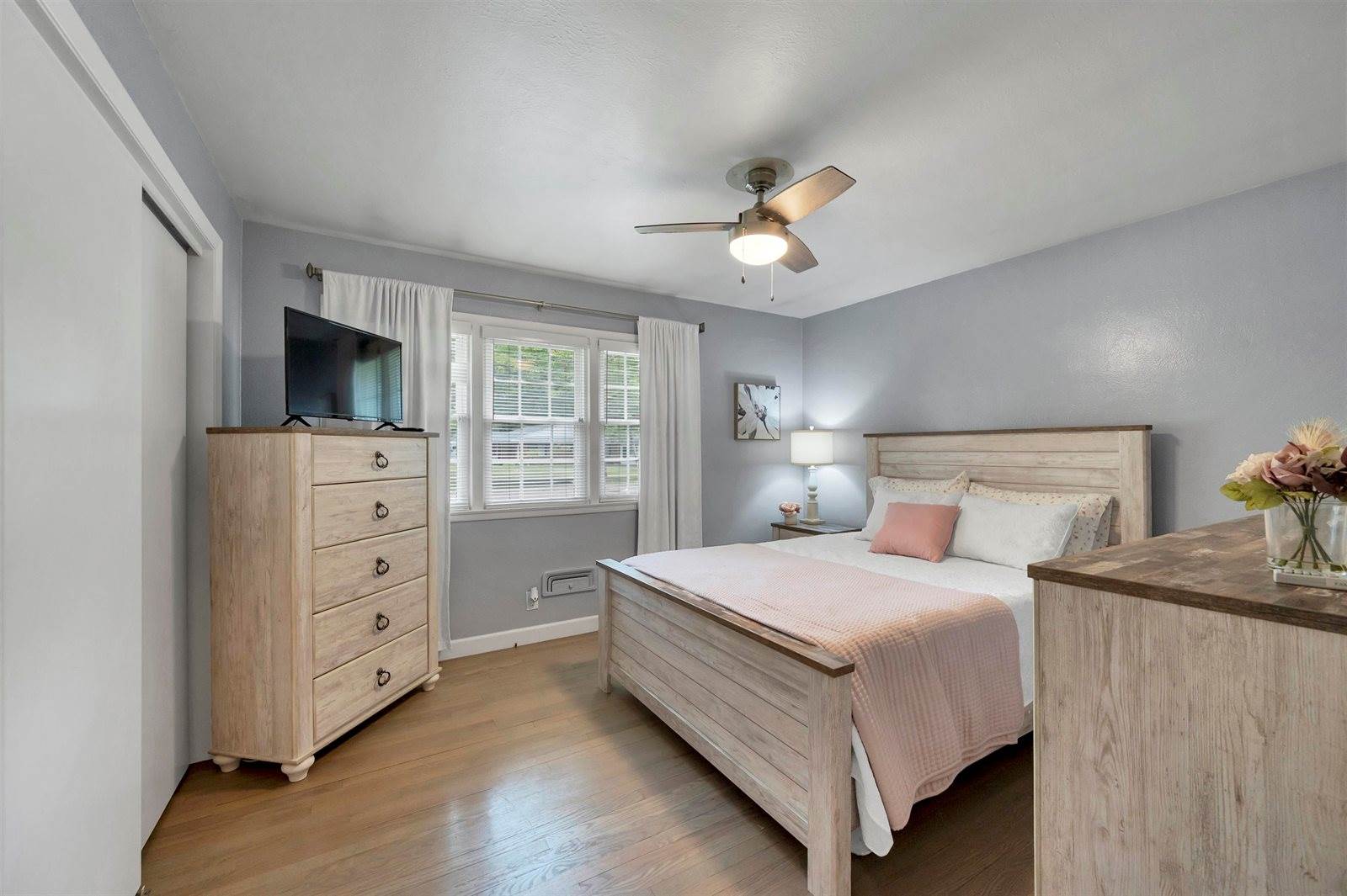 1202 Ridgeway Boulevard, De Pere, WI 54115