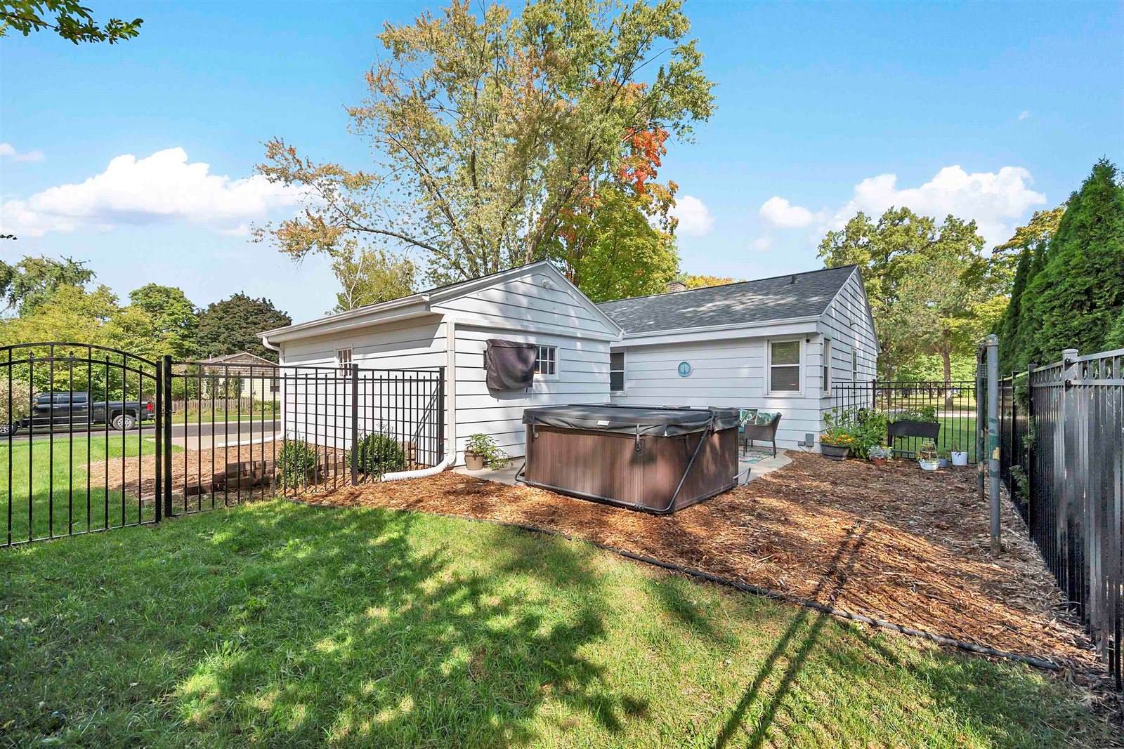 1202 Ridgeway Boulevard, De Pere, WI 54115