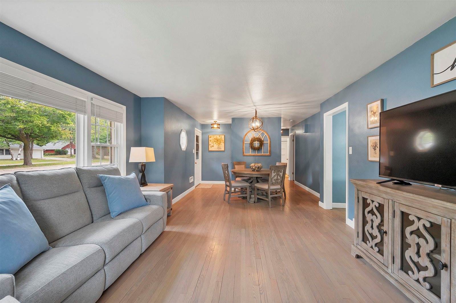 1202 Ridgeway Boulevard, De Pere, WI 54115