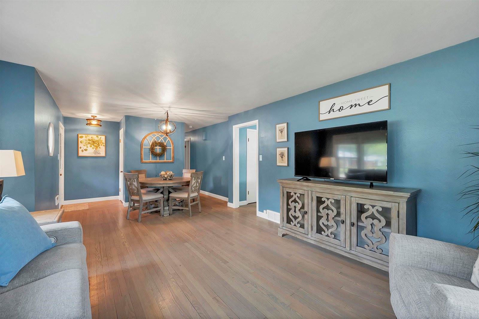 1202 Ridgeway Boulevard, De Pere, WI 54115