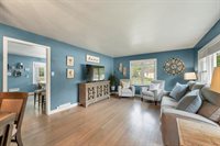 1202 Ridgeway Boulevard, De Pere, WI 54115