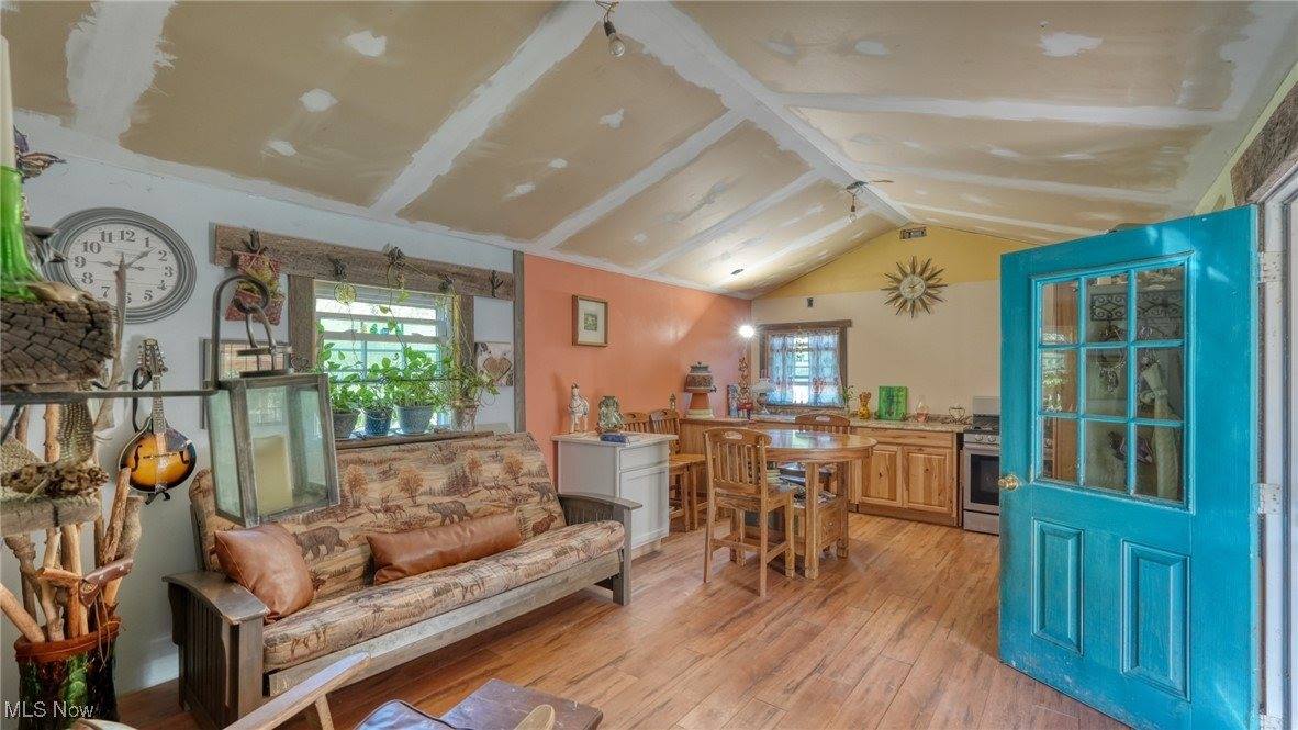 60040 Bliss Road, New Concord, OH 43762