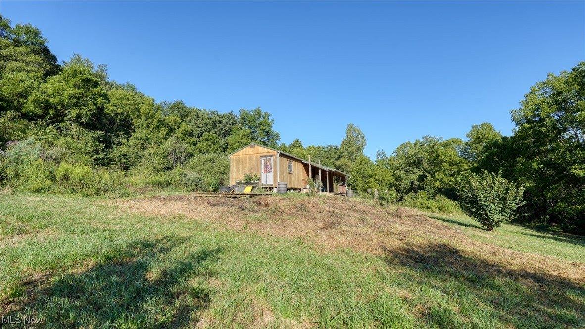 60040 Bliss Road, New Concord, OH 43762