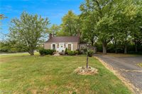 6370 Fairview Road, Austintown, OH 44515