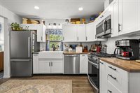 707 5th Avenue West, Williston, ND 58801