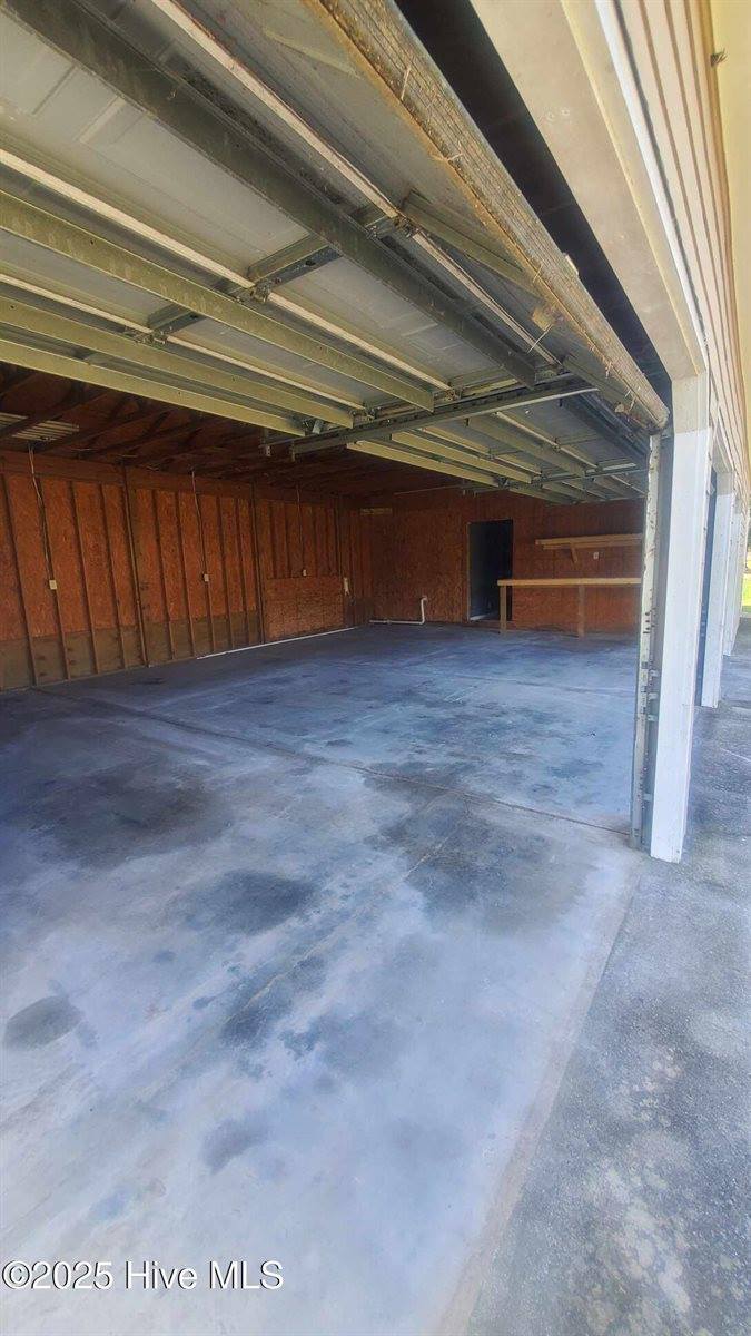 113 Old Hawkins Road, Hubert, NC 28539