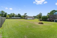 113 Old Hawkins Road, Hubert, NC 28539