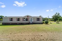 113 Old Hawkins Road, Hubert, NC 28539