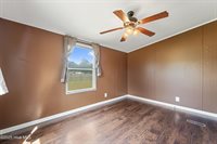 113 Old Hawkins Road, Hubert, NC 28539