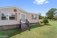 113 Old Hawkins Road, Hubert, NC 28539