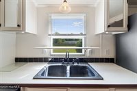 113 Old Hawkins Road, Hubert, NC 28539