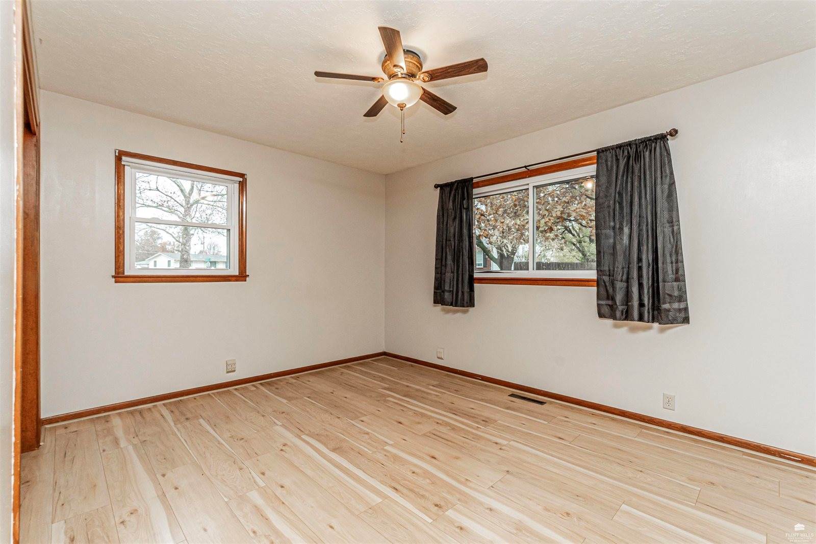 1201 South Garfield Street, Junction City, KS 66441