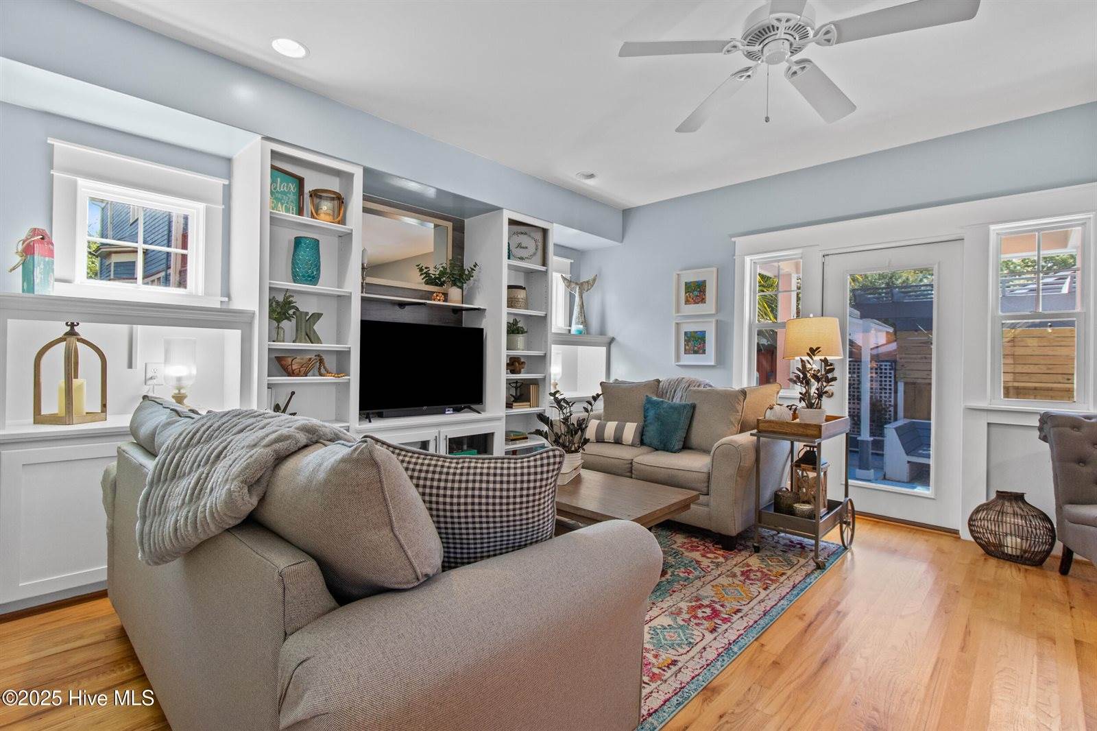 120 St James Street, Wilmington, NC 28401