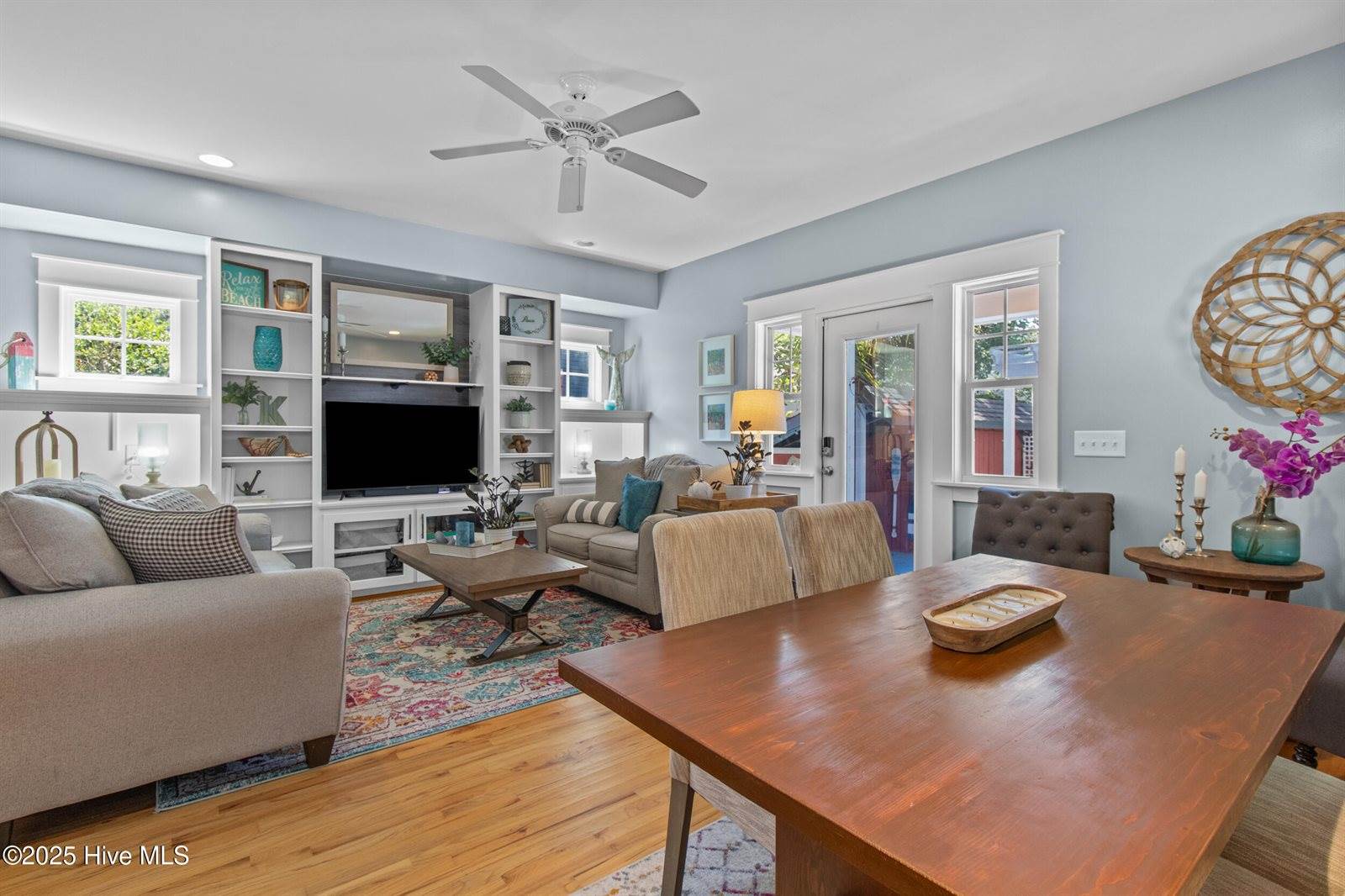 120 St James Street, Wilmington, NC 28401