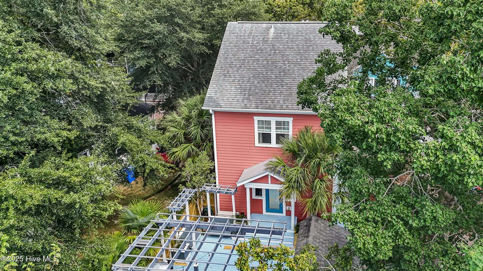 120 St James Street, Wilmington, NC 28401