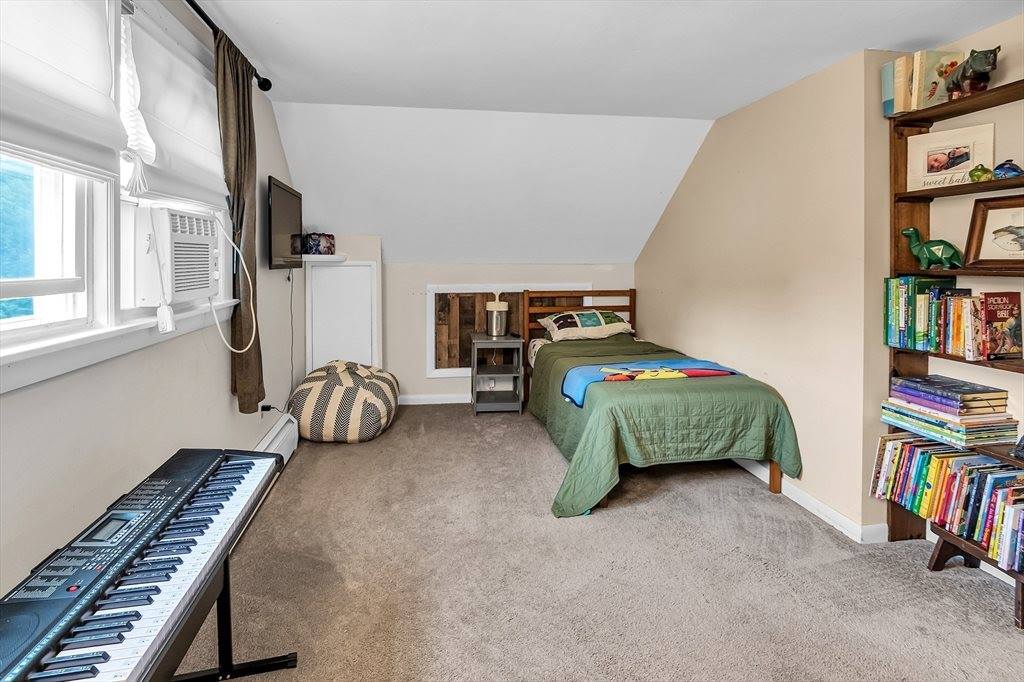 75 Birnie Avenue, West Springfield, MA 01089