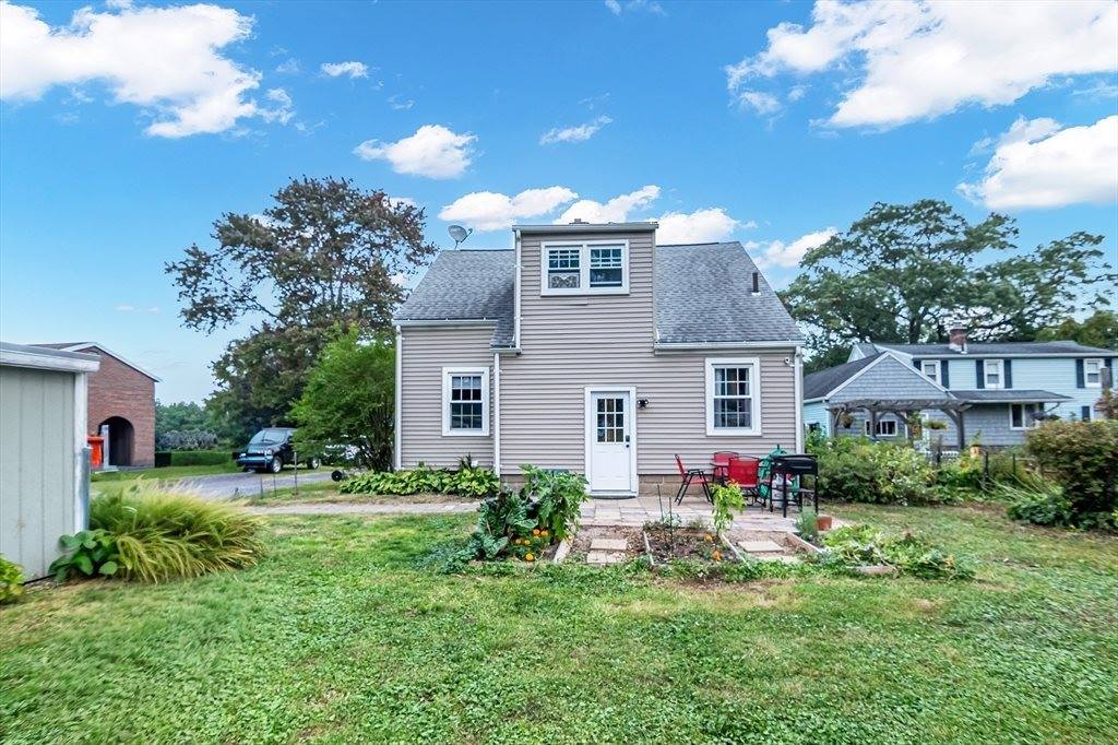 75 Birnie Avenue, West Springfield, MA 01089