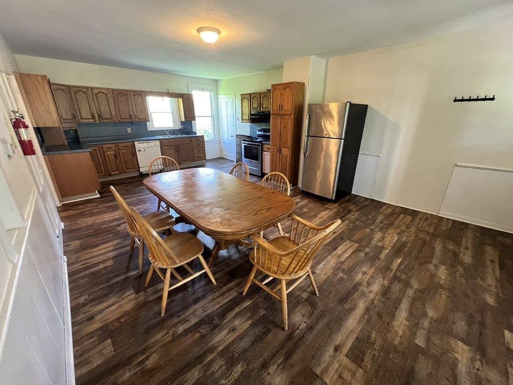 986 South East St, #A, Amherst, MA 01002