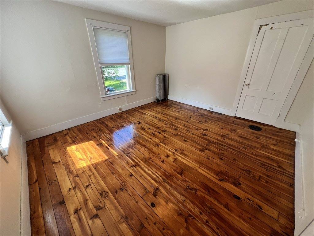 986 South East St, #A, Amherst, MA 01002