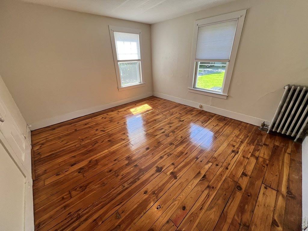 986 South East St, #A, Amherst, MA 01002