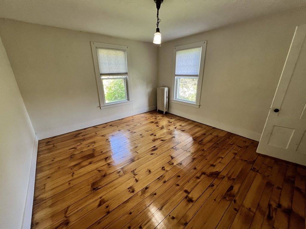 986 South East St, #A, Amherst, MA 01002