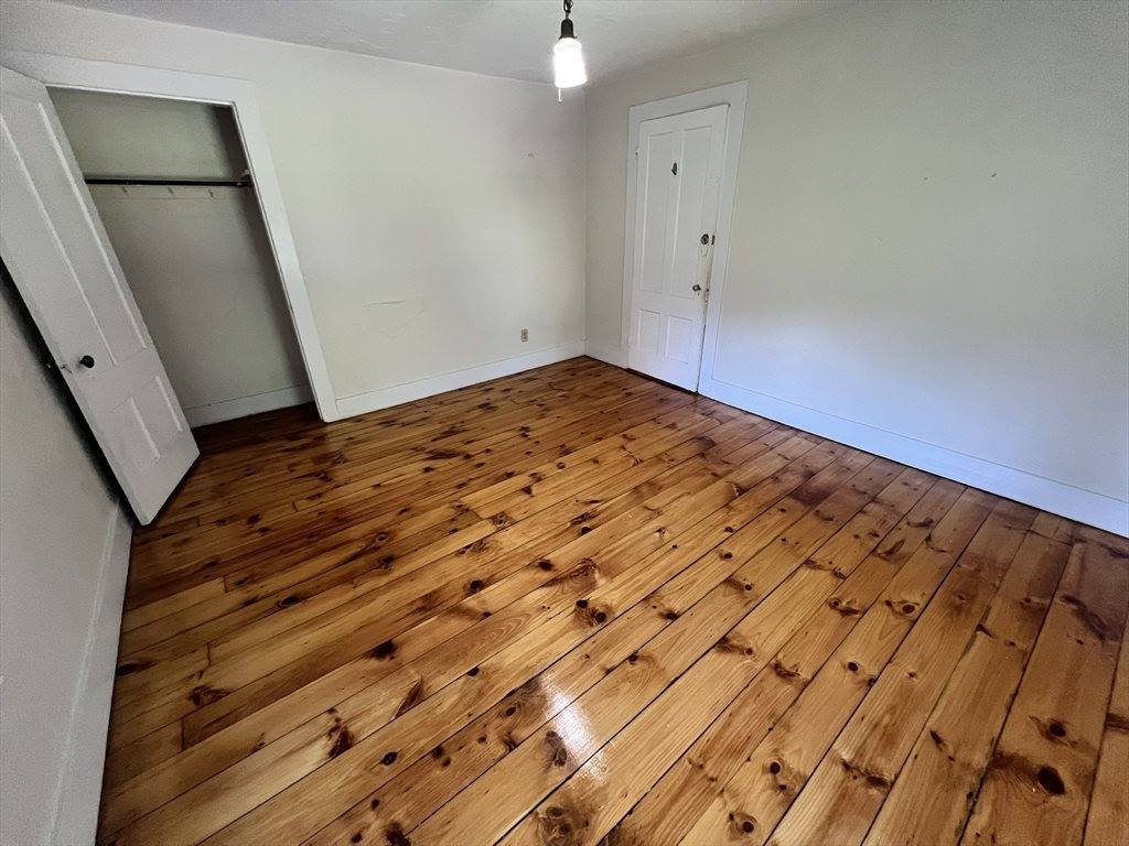 986 South East St, #A, Amherst, MA 01002