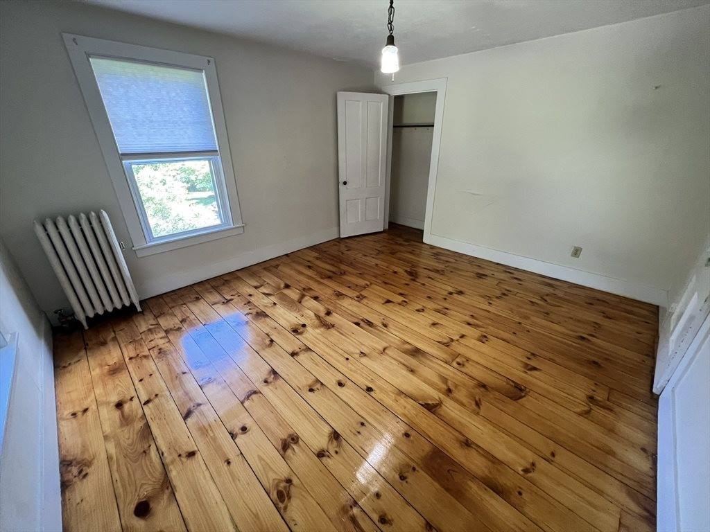 986 South East St, #A, Amherst, MA 01002