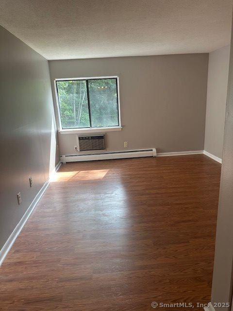 925 High Path, #925, Windsor, CT 06095