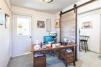 10562 212th Rd, Winfield, KS 67156